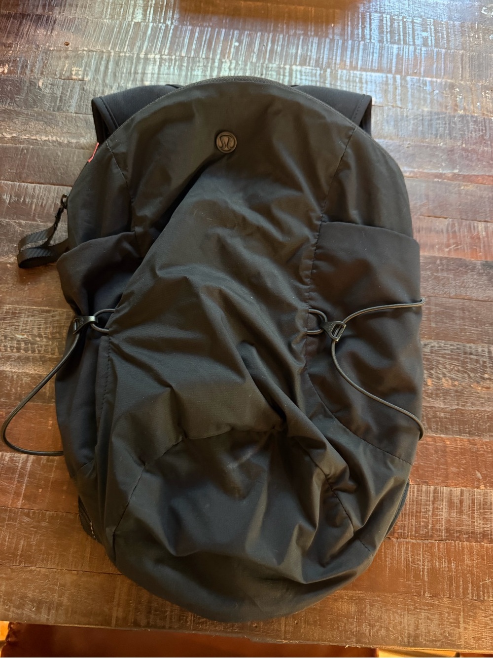 Lululemon Athletica Black Small Womens Daypack with Bungee Front